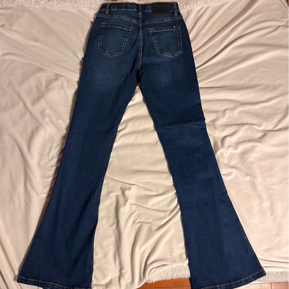Lucky Brand Bell Bottom Jeans - Picture 4 of 5